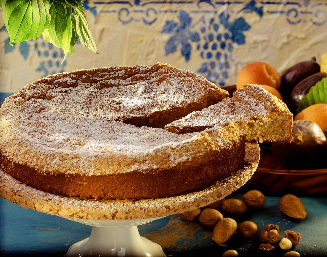 Gato de almendra: Majorcan almond cake