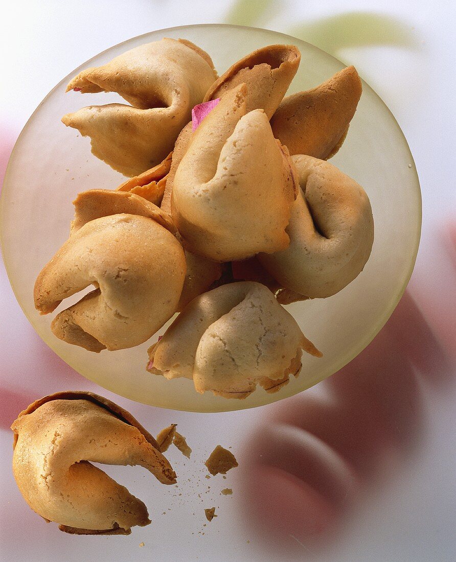 A bowl of fortune cookies