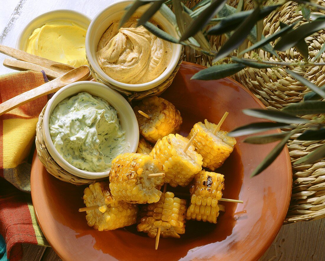 Grilled sweetcorn with various dips