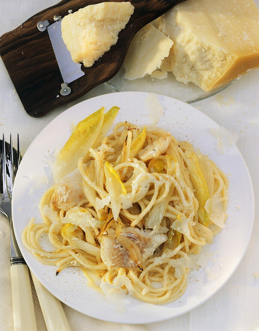 Spaghetti pesce e cicoria(Spaghetti mit Chicorée & Fisch)