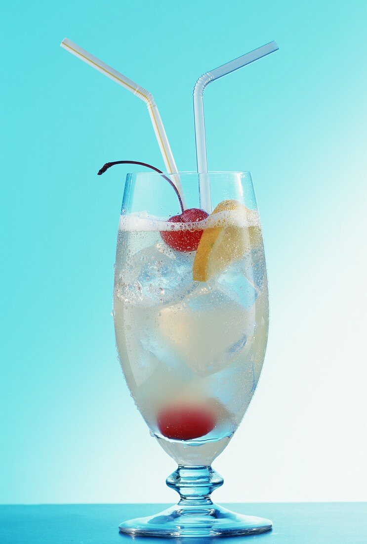 Tom Collins (Longdrink mit Gin und Zitronensaft)