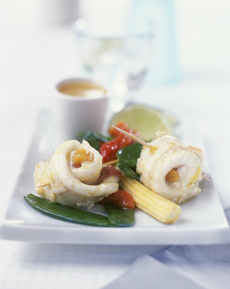 Stuffed sole rolls with vegetables