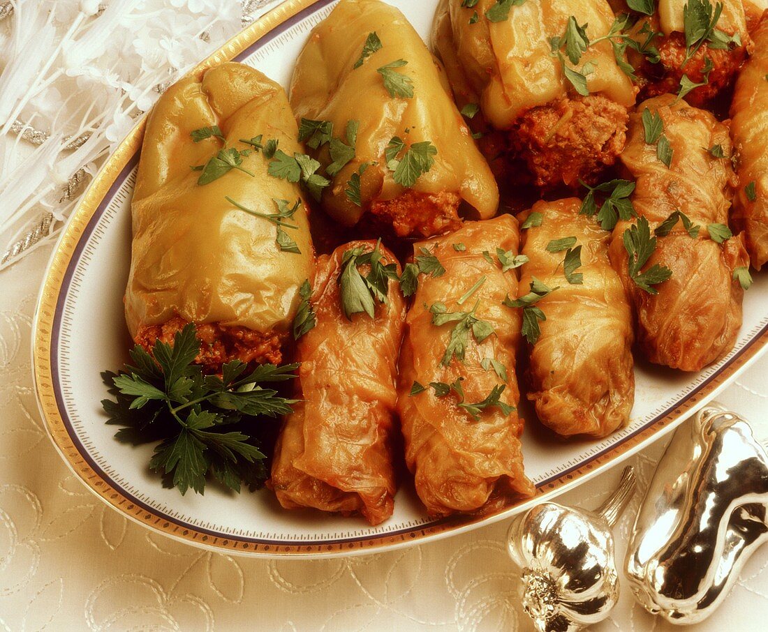 Stuffed peppers and cabbage roulades (from Israel)