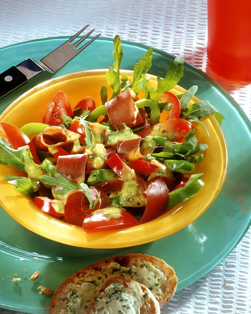 Bresaola and pepper salad