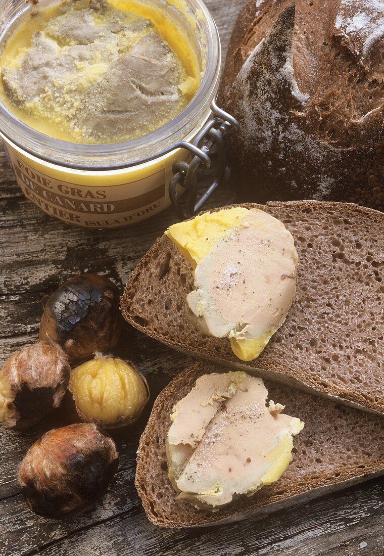 Bread with goose liver pate & roasted chestnuts (Corsica)