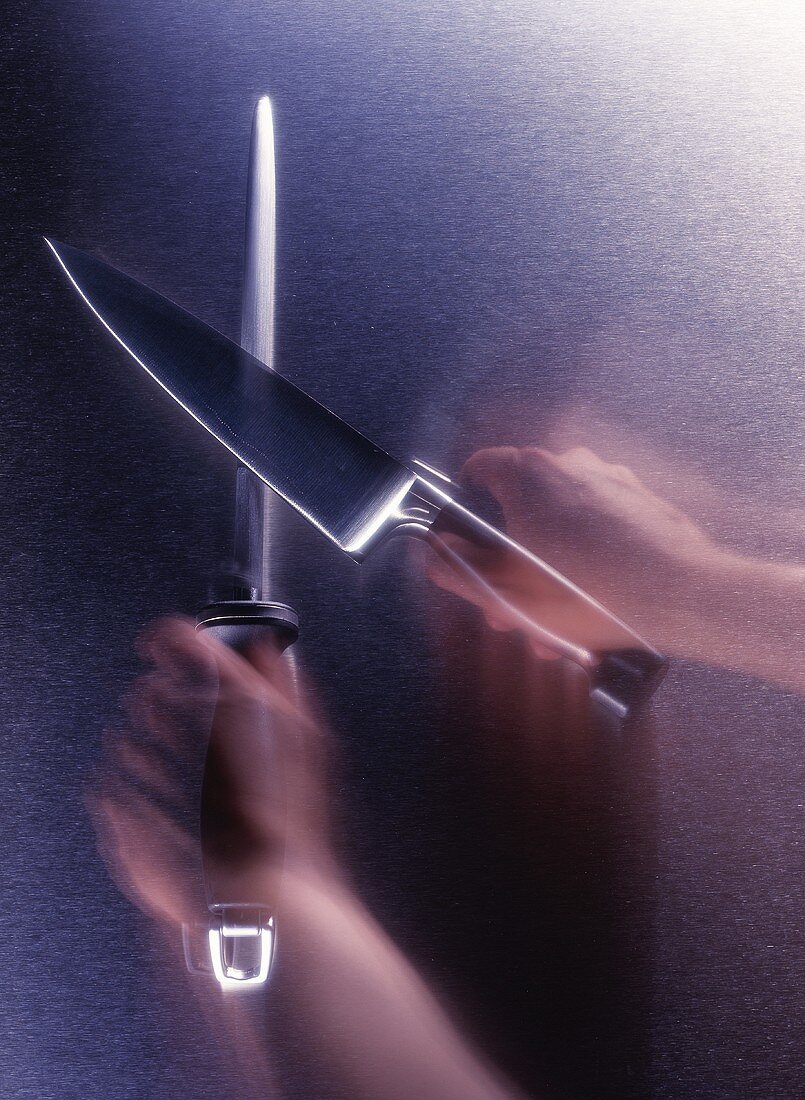 Messer schärfen mit dem Wetzstahl