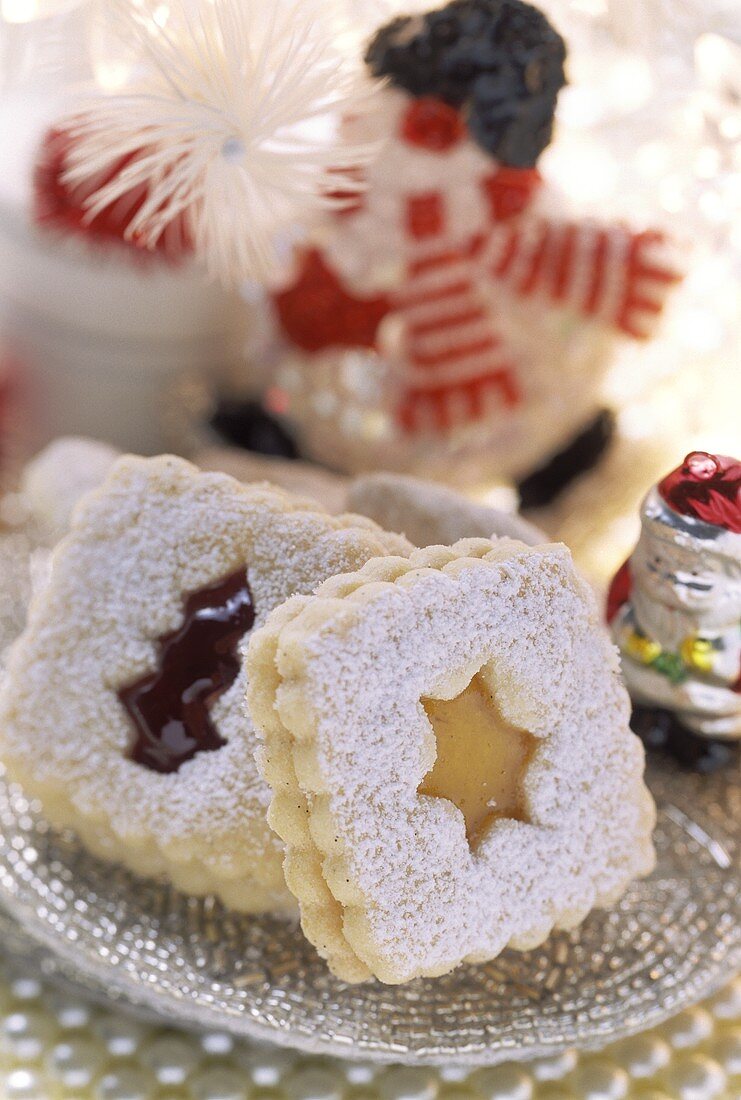 Biscuits for Christmas: Vienna Spitzbuben