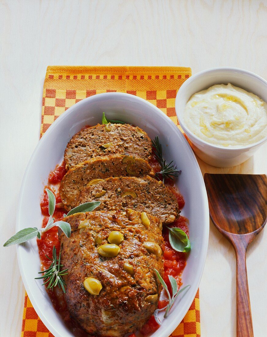 Polpettone alla siciliana (Hackbraten mit Sardellen & Oliven)