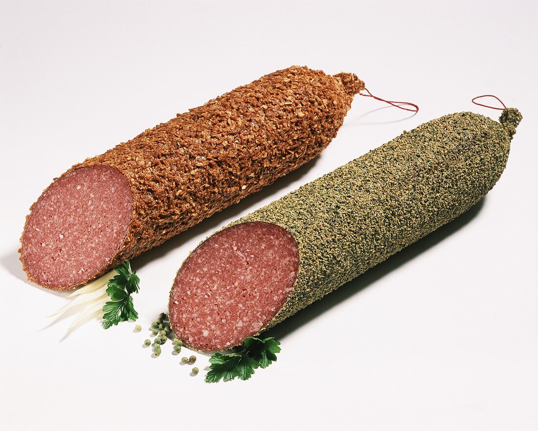 Salami mit Röstzwiebeln und Salami mit Pfeffer