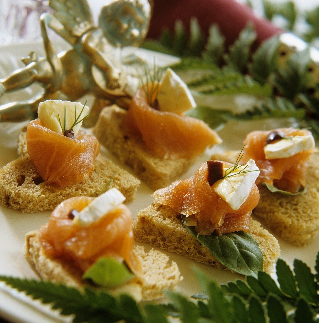 Canapes with smoked salmon and camembert