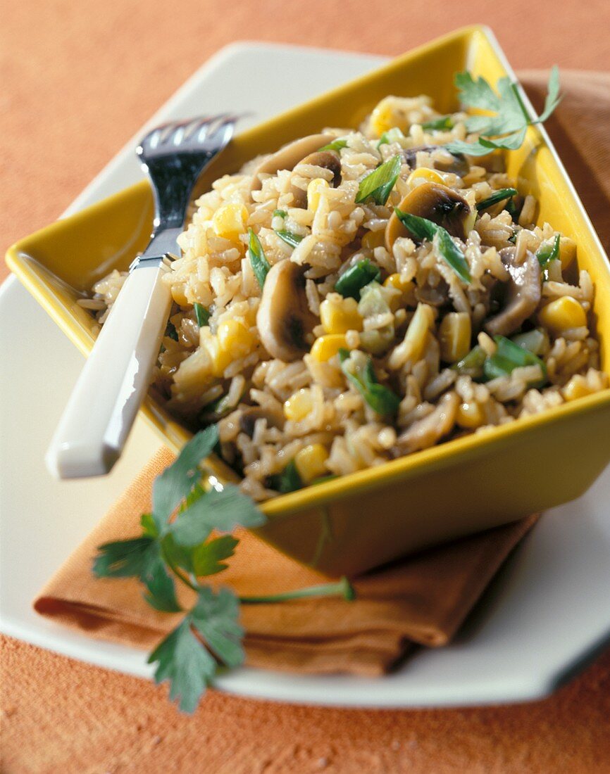 Fried rice with mushrooms