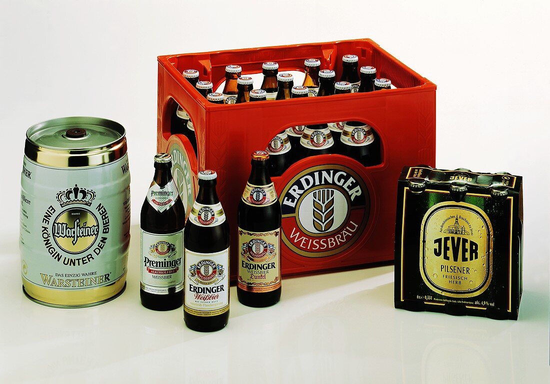 Crate of Erdinger pale beer, cask of Warsteiner, 6-pack of Jever