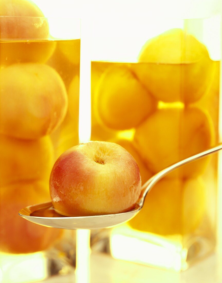 Eingelegte Pfirsiche