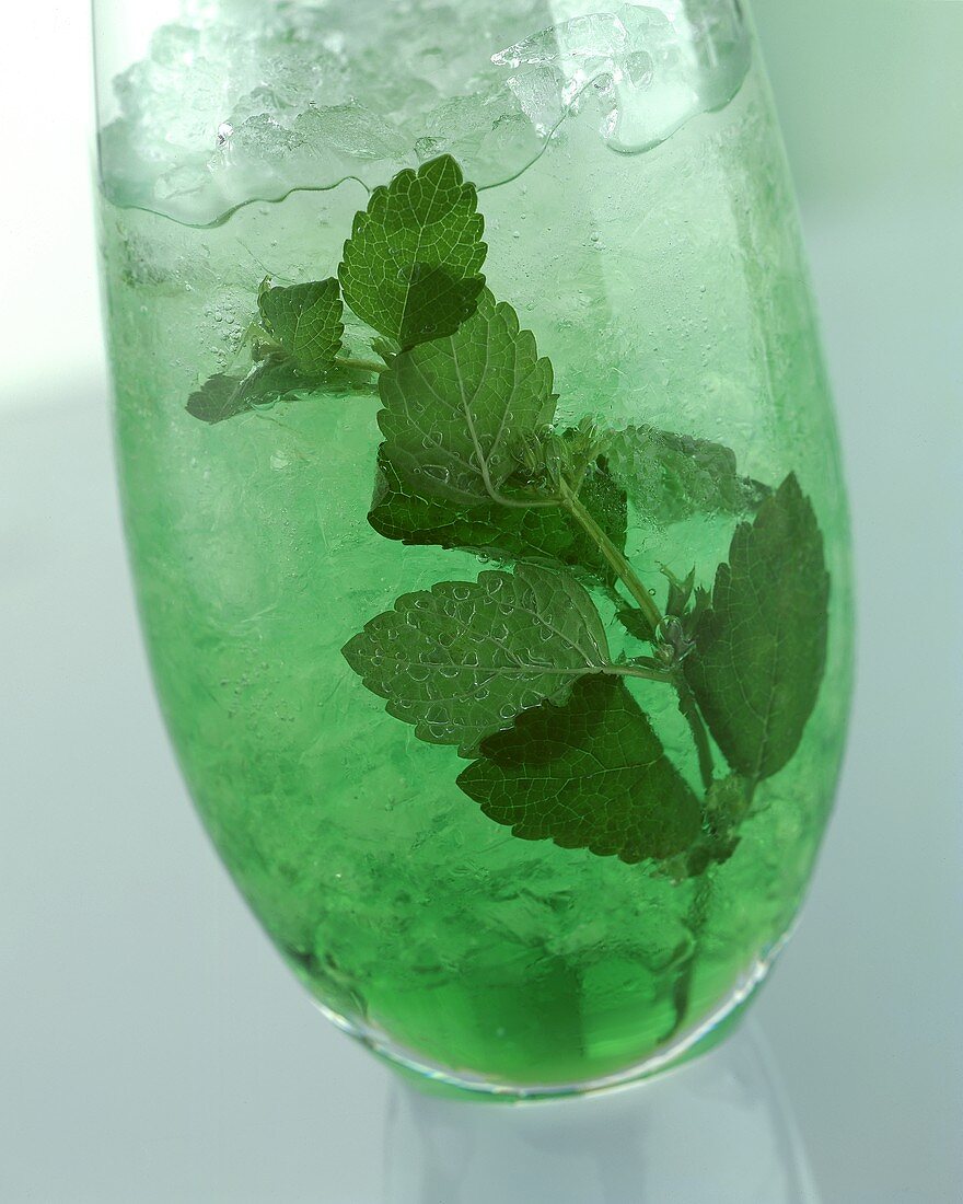 Waldmeister-Cocktail