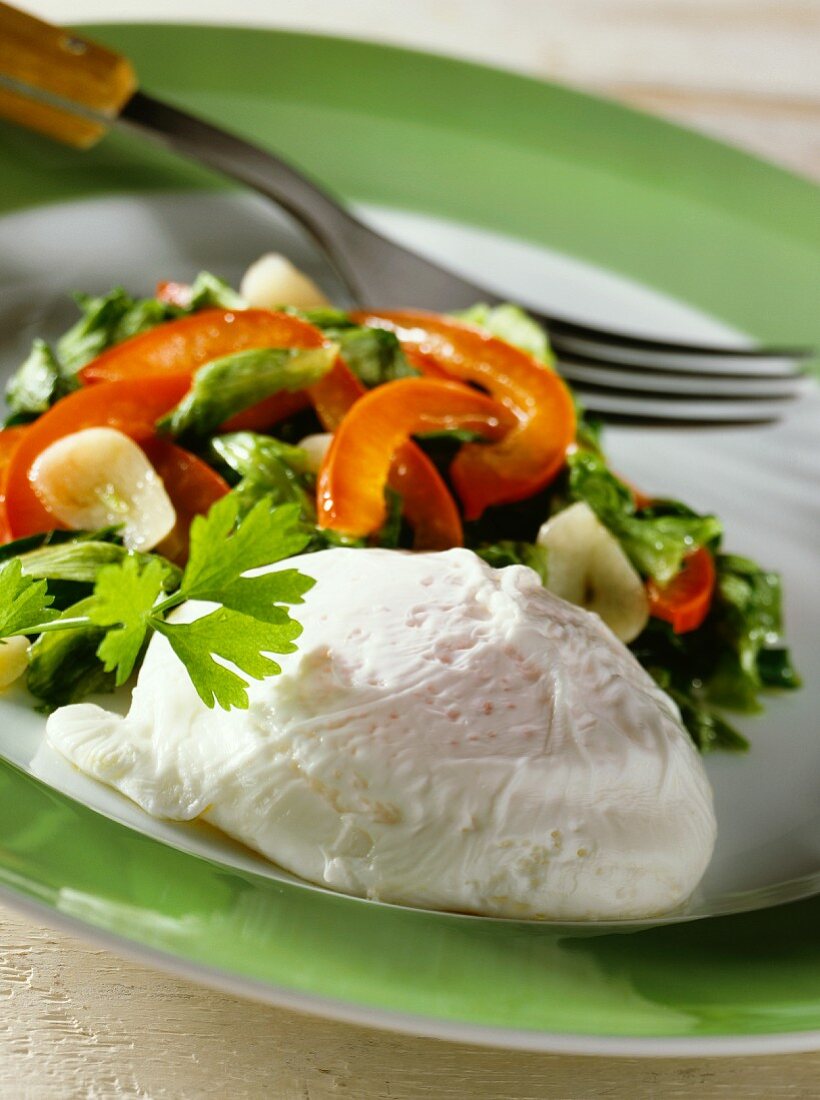 Poached egg with vegetables