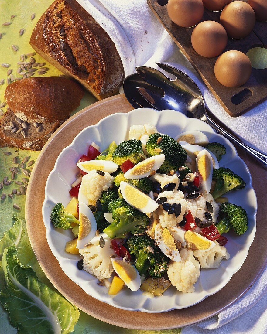 Cauliflower and broccoli salad with egg