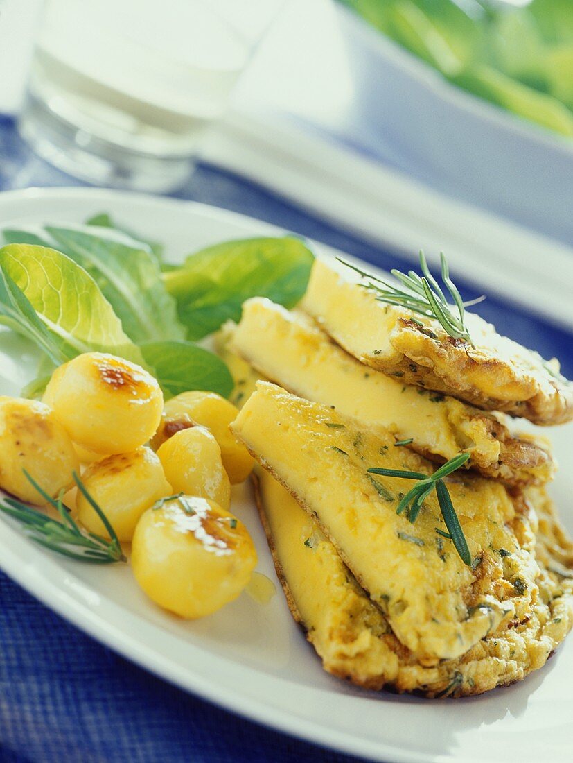 Omelette with rosemary and potatoes