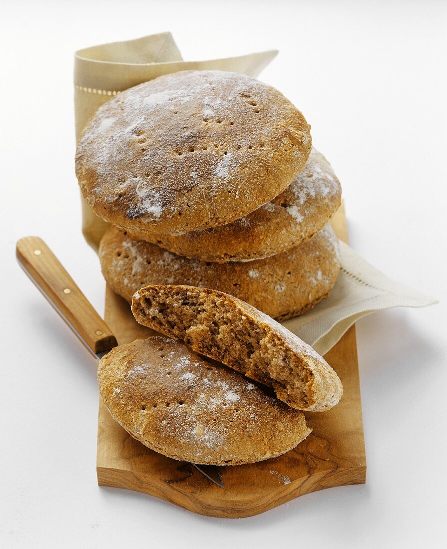 Vintschgauer (S. Tyrolean flat breads)