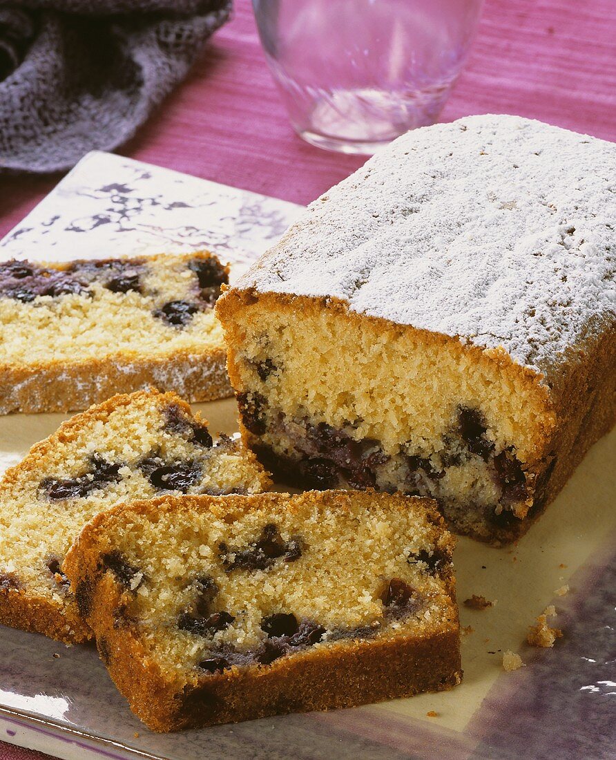 Blueberry cake, pieces cut