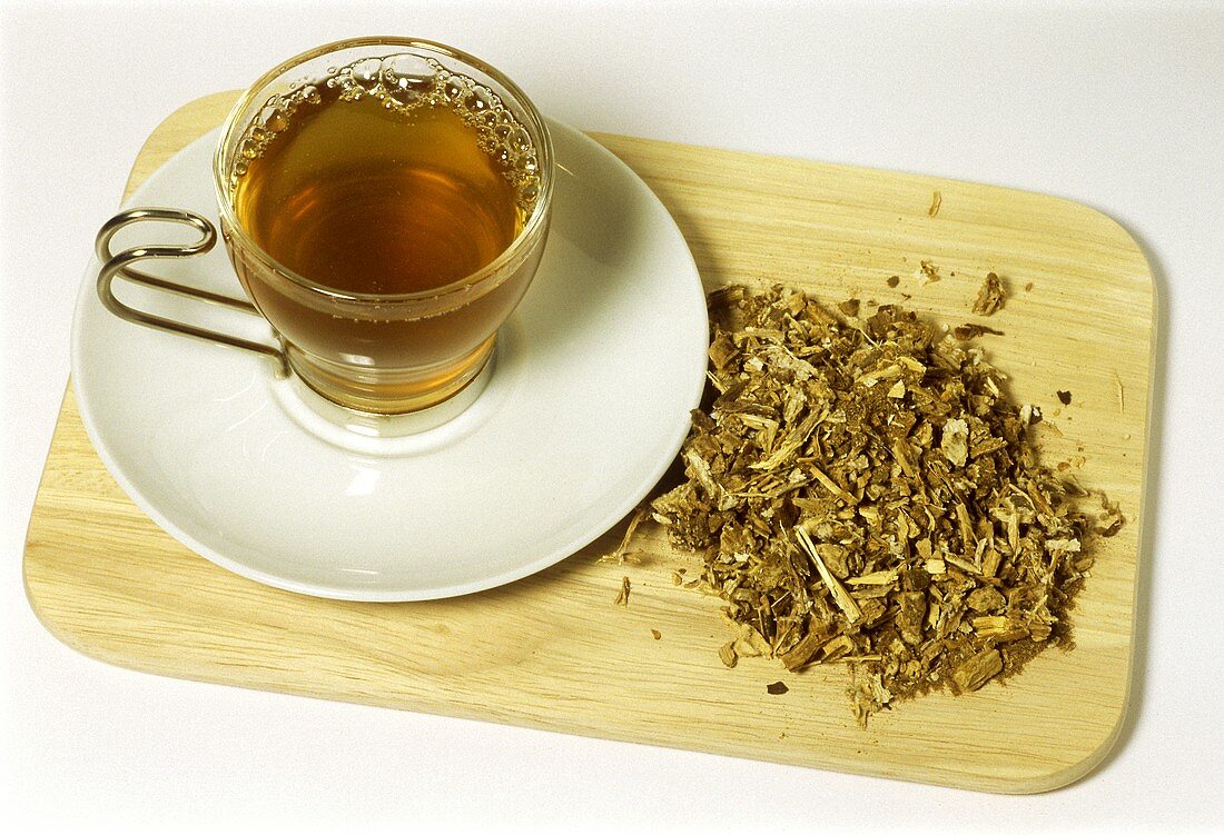 Burdock root tea (Arctium lappa)