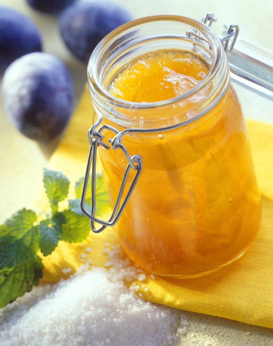 Apricot jam with plum schnapps