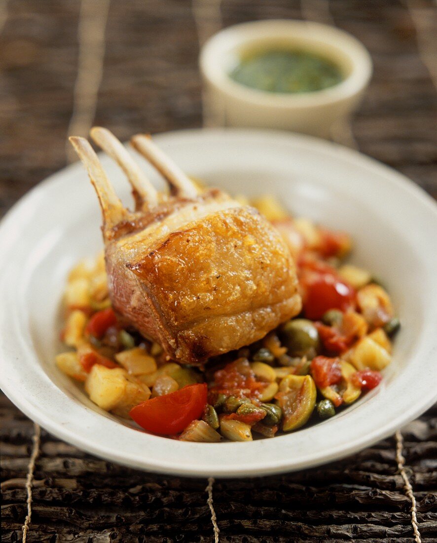 Agnello e caponata (Lammkaree auf süß-saurem-Gemüse)