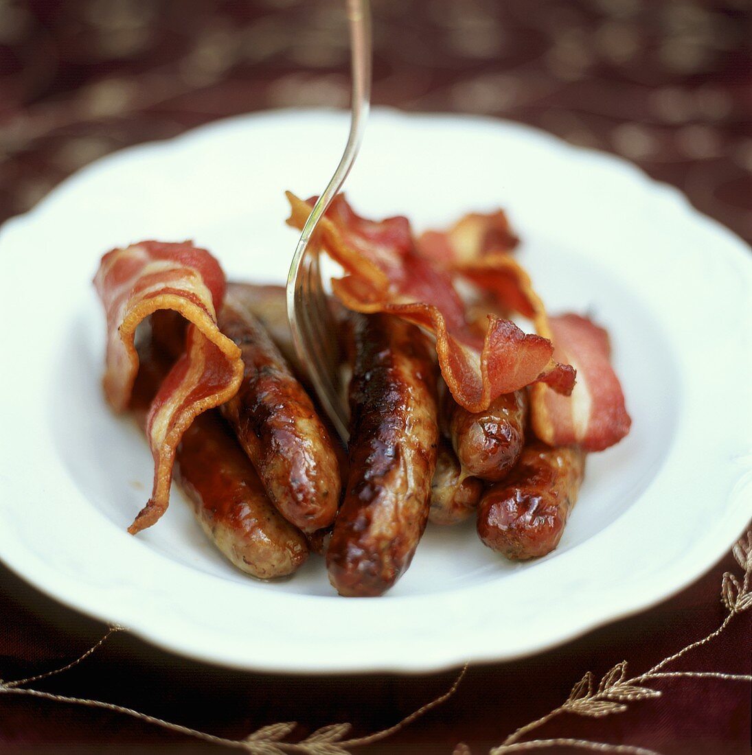 Bacon and Sausages (Frühstücksspeck und Würstchen,England)
