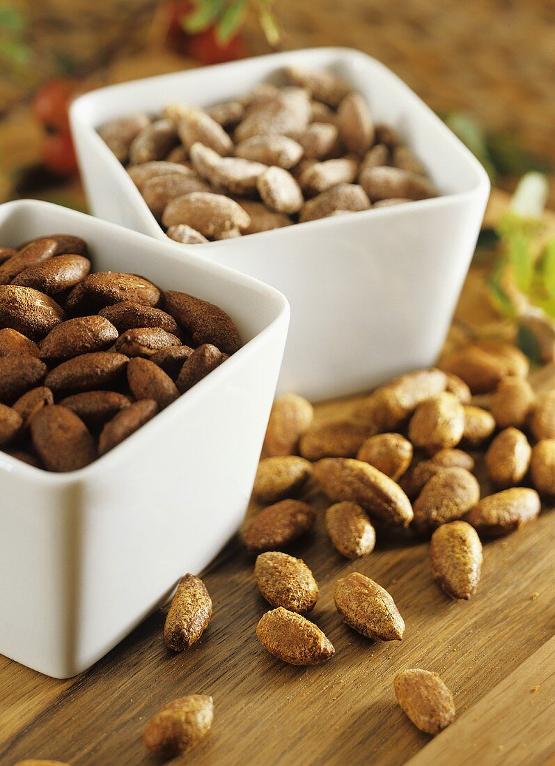 Toasted almonds (with salt, paprika and curry powder)