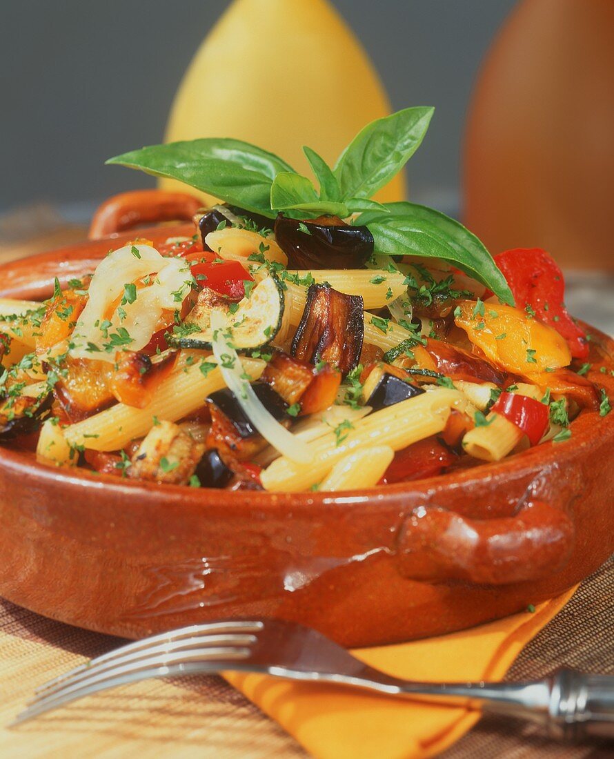 Penne with fried vegetables
