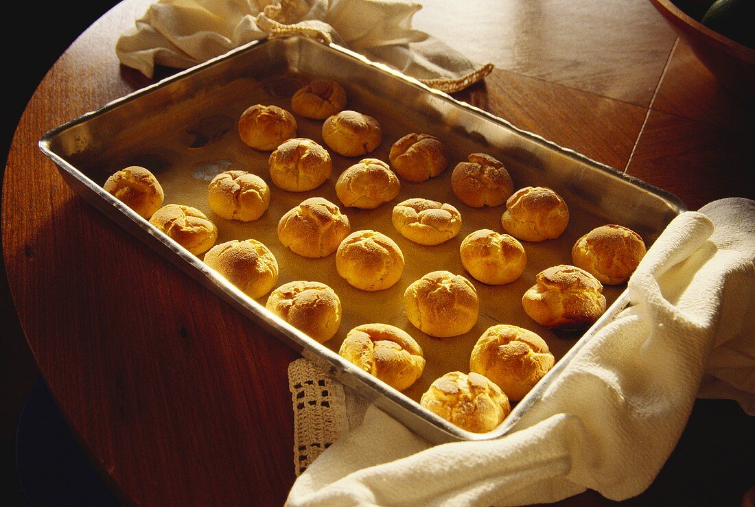 Broinhas de Milho (sweet corn muffins, Brazil)