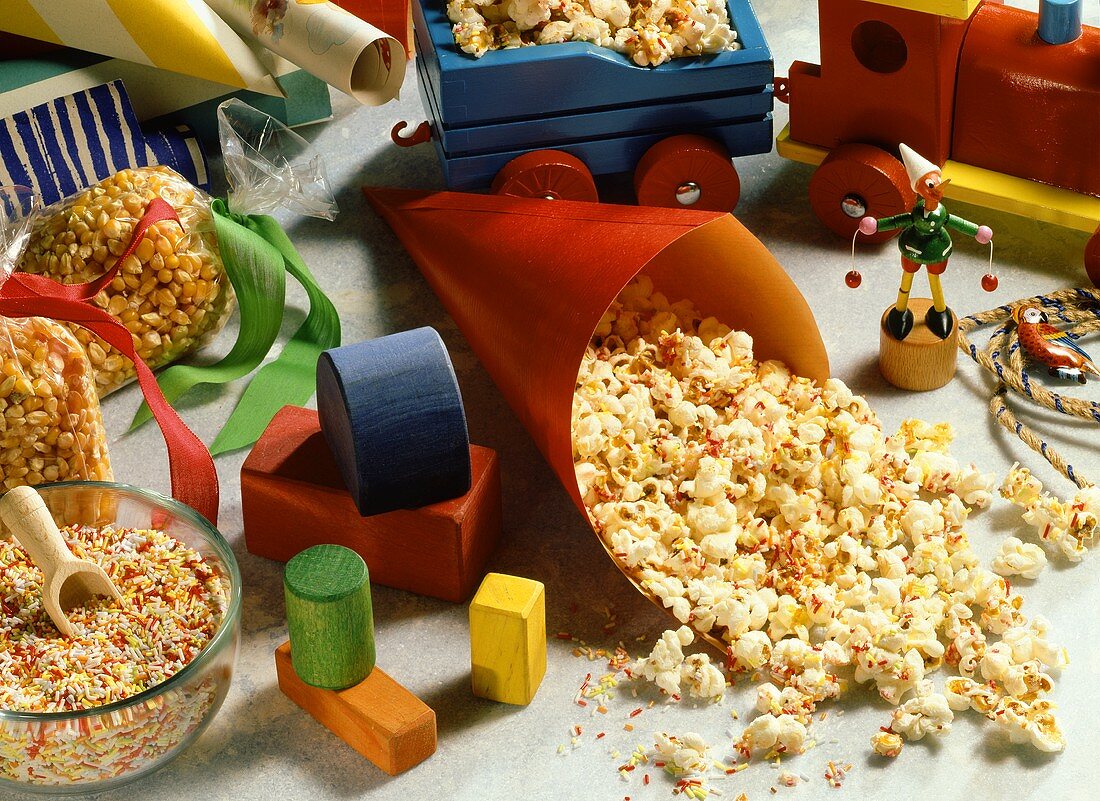 Popcorn mit bunten Zuckerstreuseln für Kinder