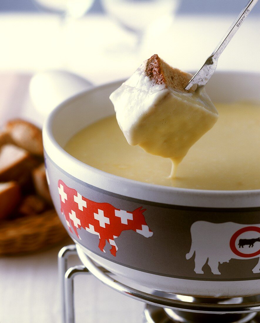 Neuenburger cheese fondue