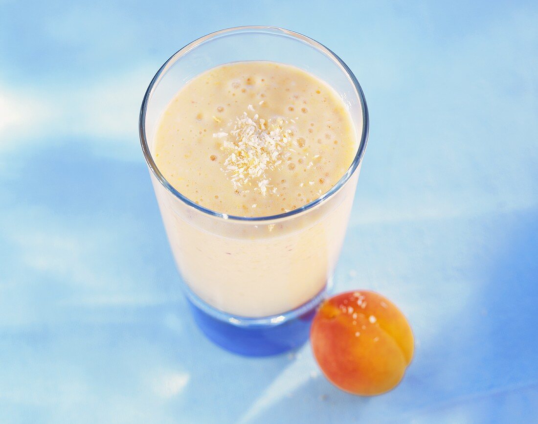 Apricot shake with coconut
