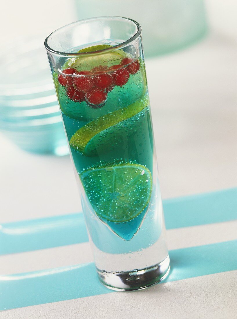 Diver's World (blauer, alkohlfreier Cocktail)