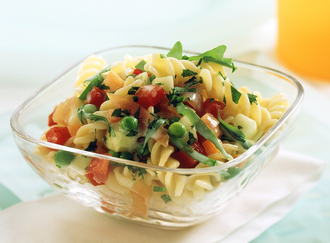 Ham and pasta salad with herb dressing