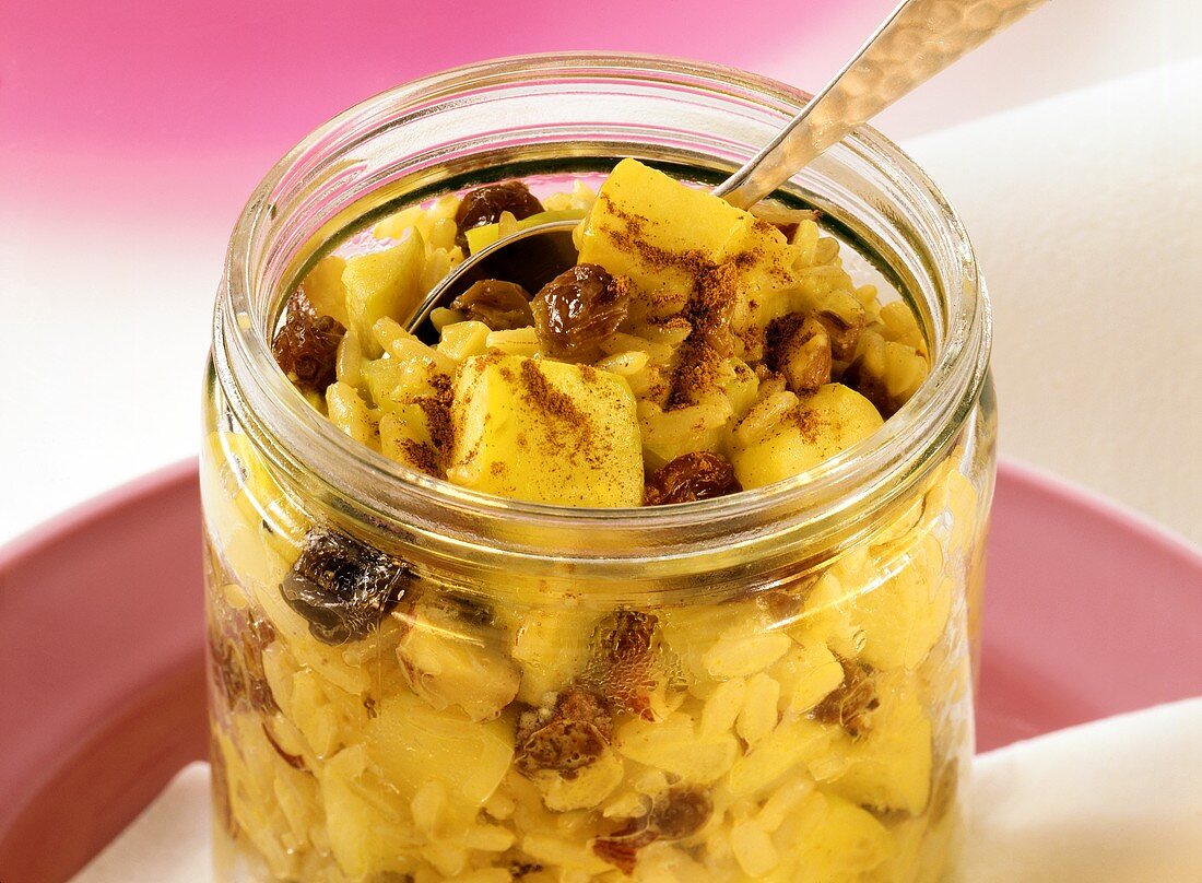 Rice with nuts, apples and raisins in screwtop jar (to go)