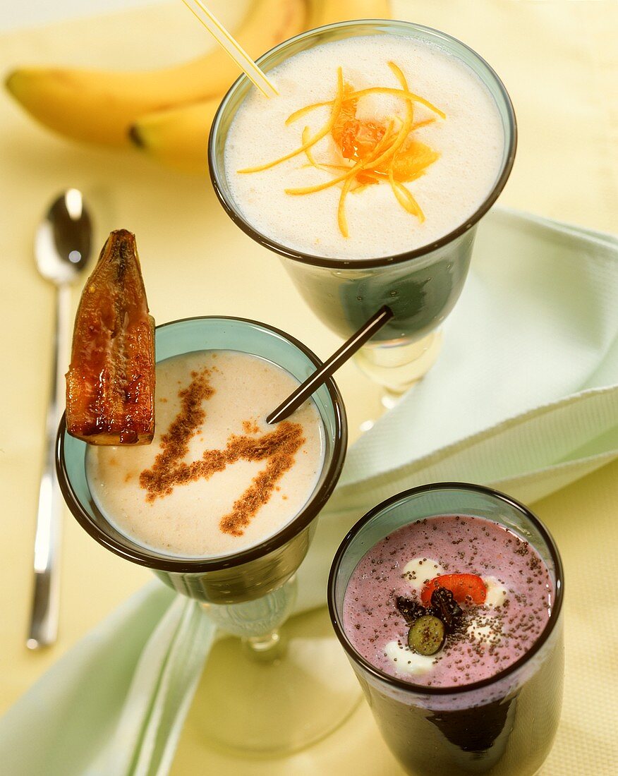 Hot milk drinks: berry, banana and cinnamon and orange