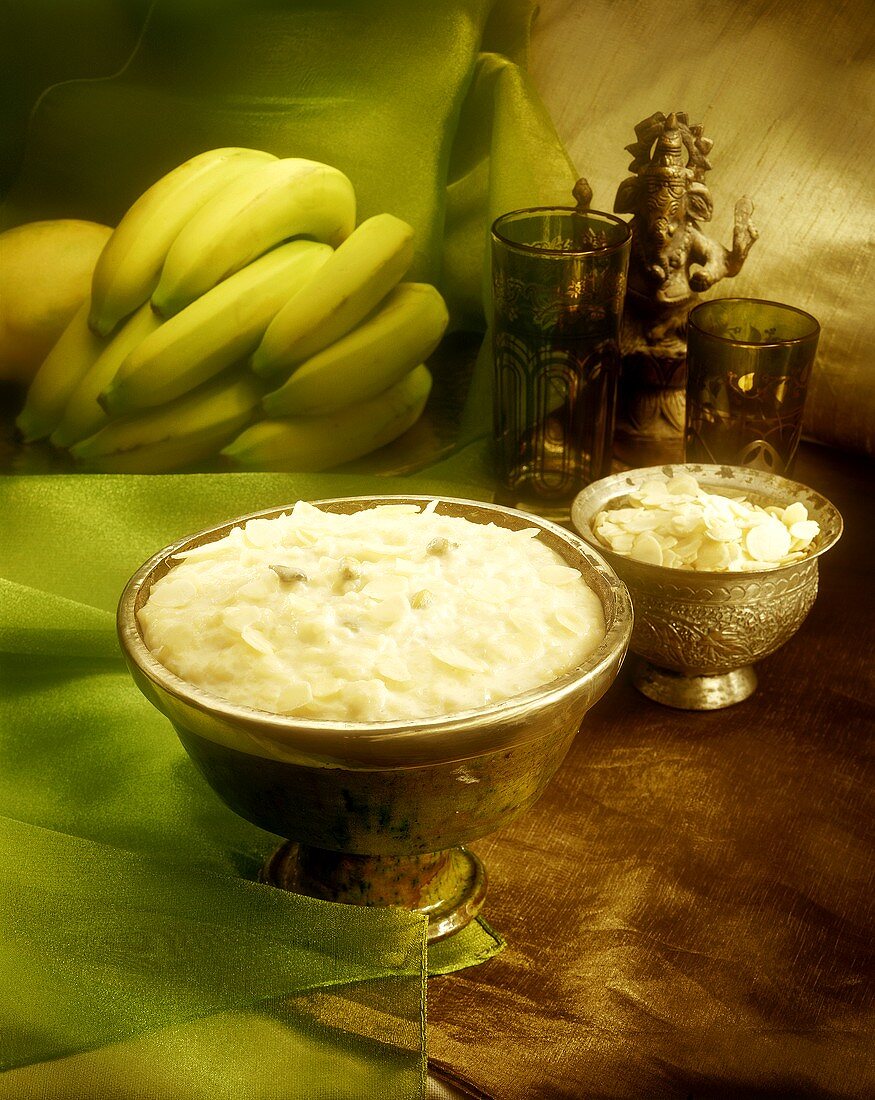 Haichi kheer (sweet rice pudding with almonds, India)