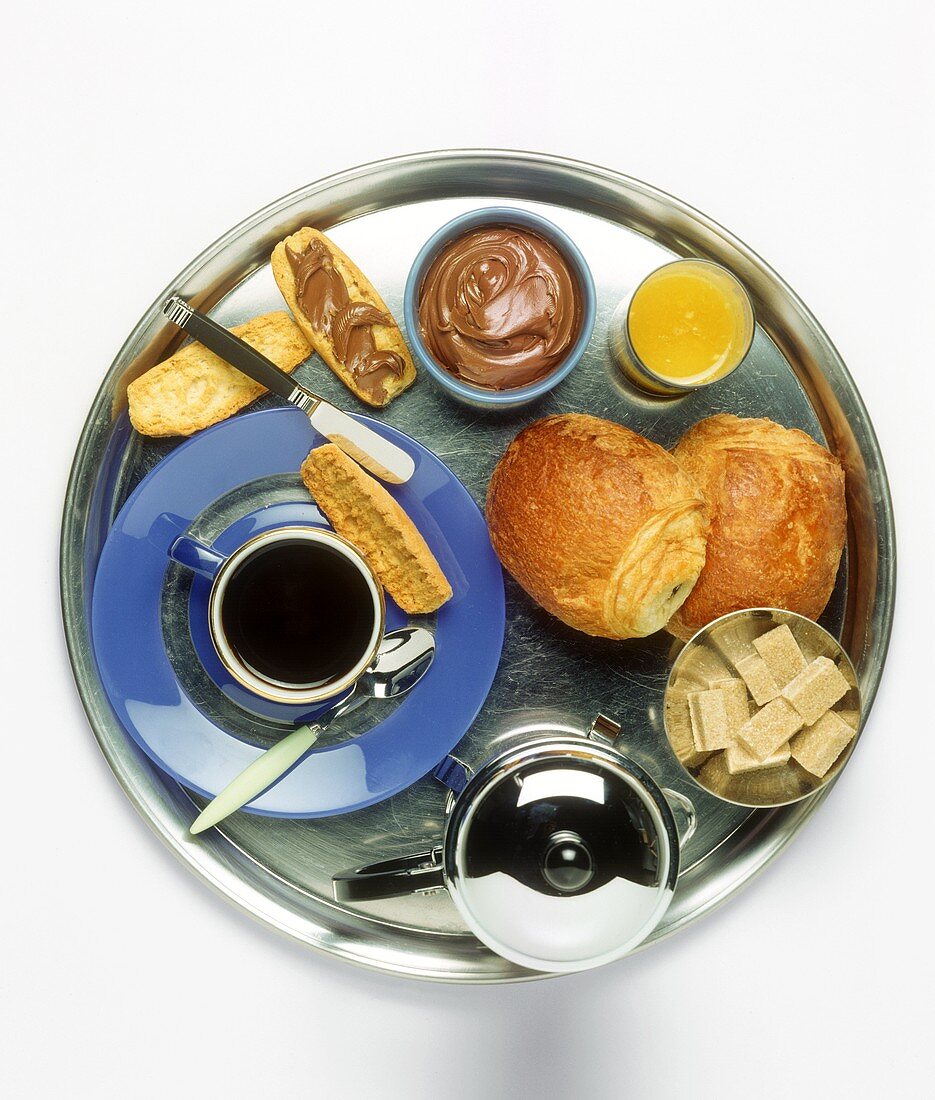 Typisches französisches Frühstück