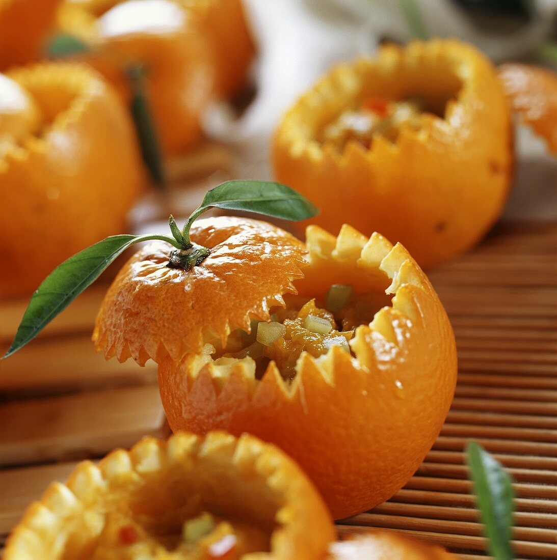 Kürbispüree in ausgehöhlten Orangen (Sichuan, China)