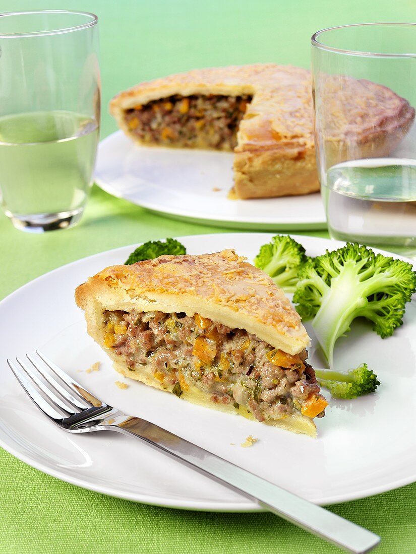 Lamb pie with carrots