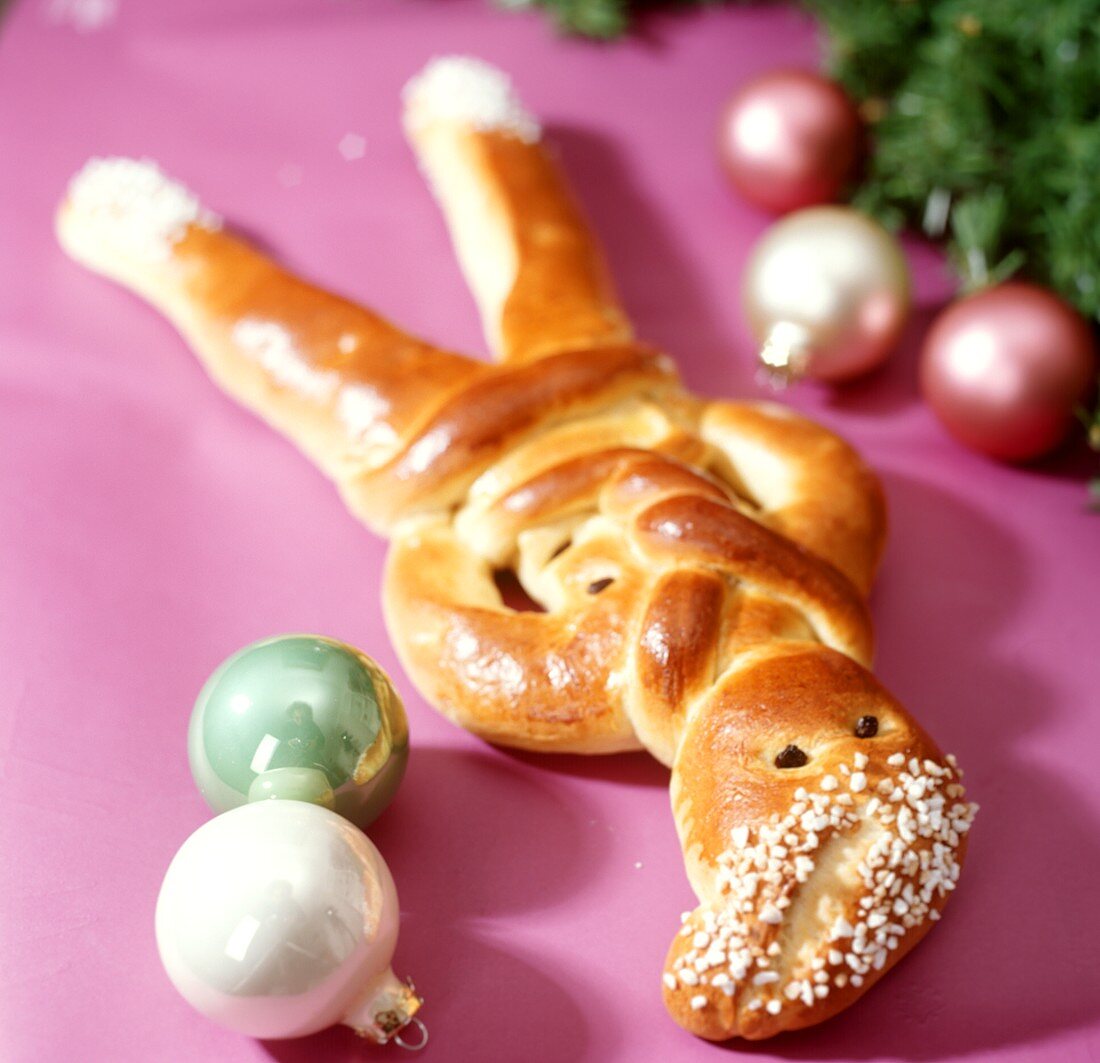 Schweizer Mann - bread figure for Christmas