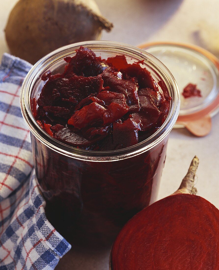 Eingelegte Rote Bete im Glas