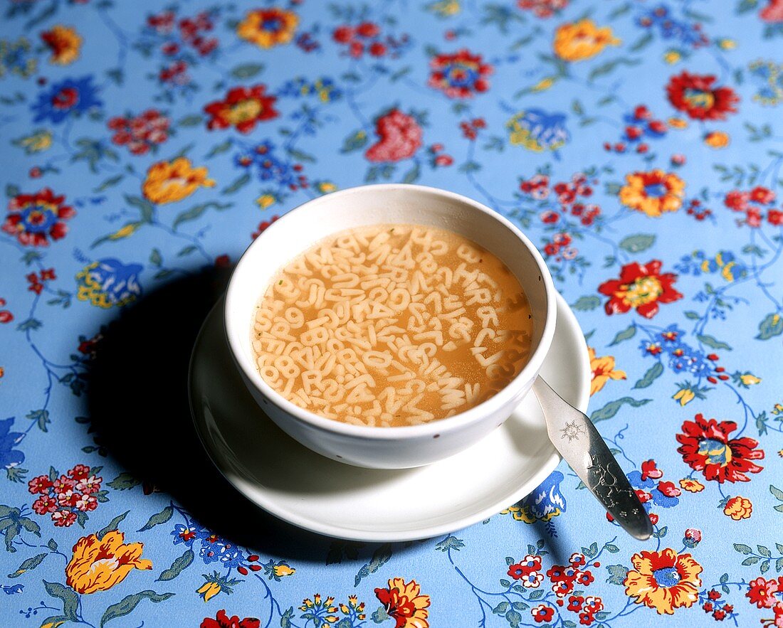 Schälchen mit Buchstabensuppe, Kinderlöffel