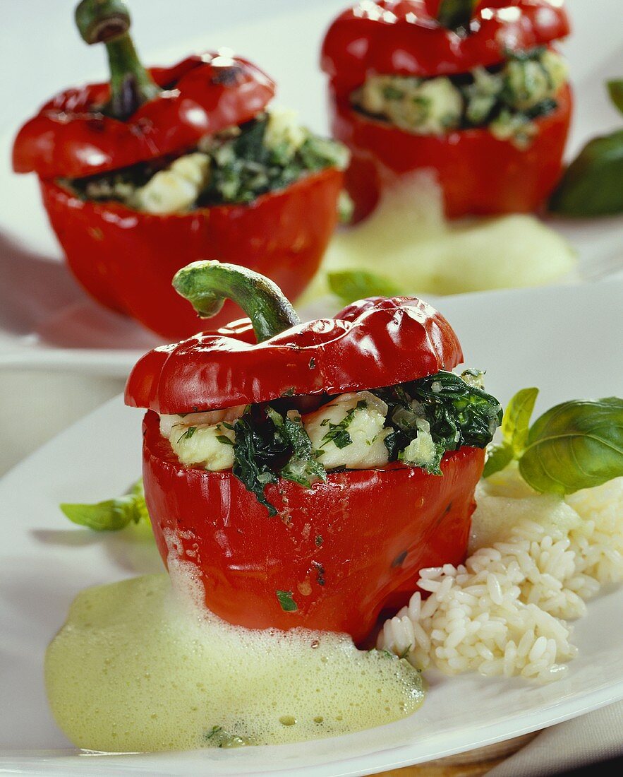Red pepper with spinach and monkfish stuffing and rice