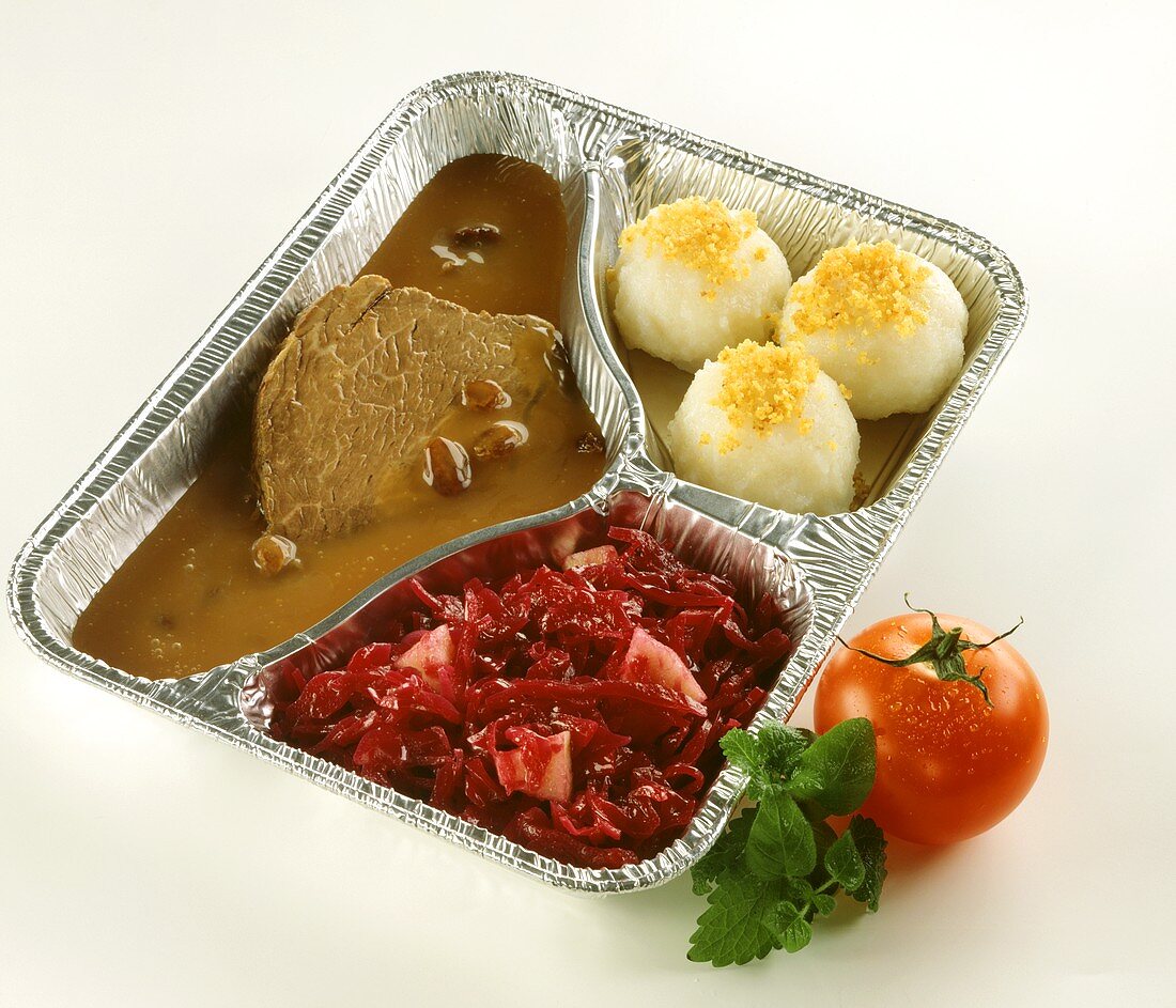 Rheinischer Sauerbraten with dumplings & red cabbage