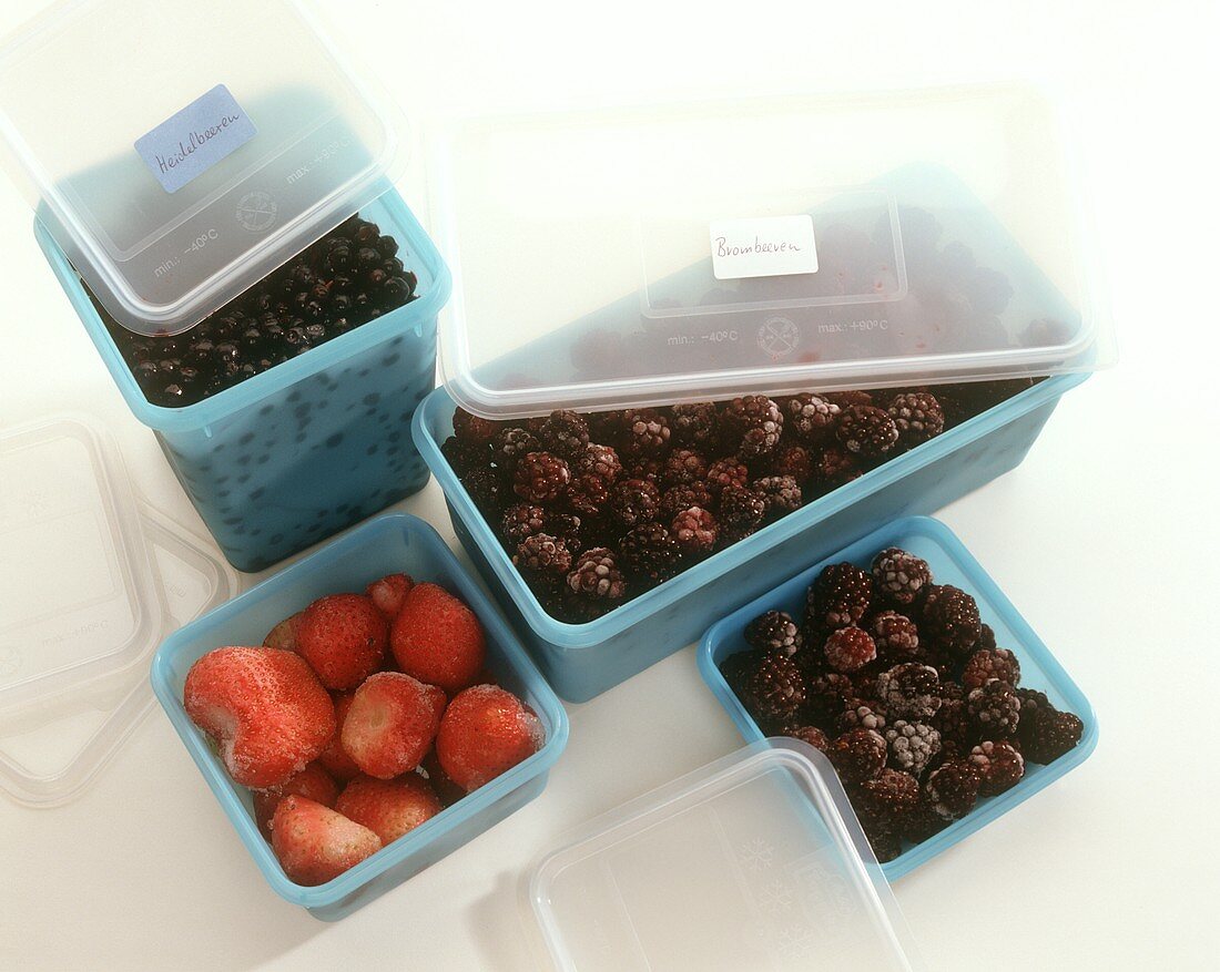 Gefrorene Erdbeeren, Brombeeren und Heidelbeeren