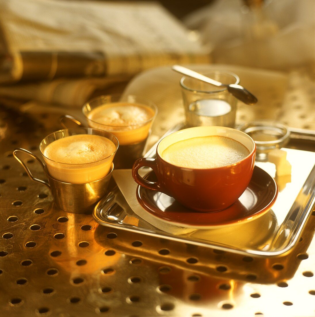 Viennese coffee specialities: Konsul and Melange