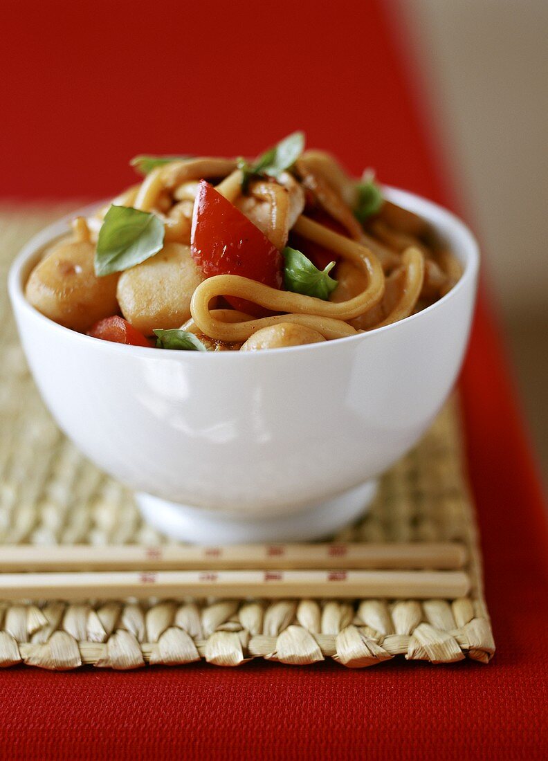 Asian noodle & vegetable stir-fry with chicken & water chestnuts