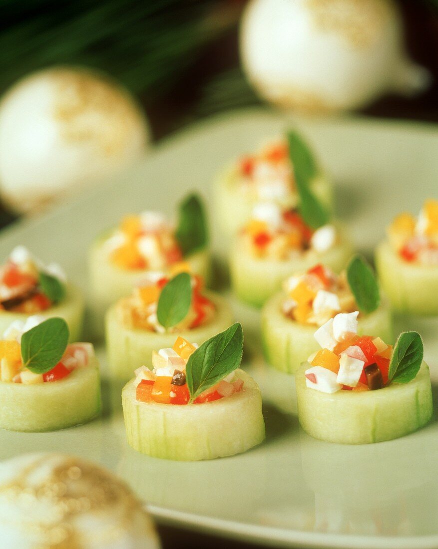Cucumber canapés with sheep's cheese